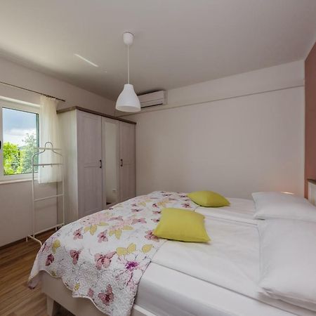 Holiday Home Cherry Tree Žrnovnica 외부 사진