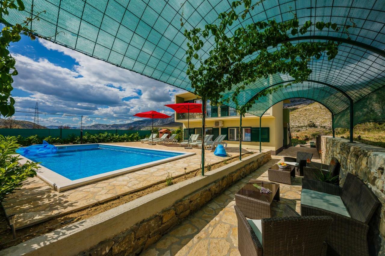 Holiday Home Cherry Tree Žrnovnica 외부 사진